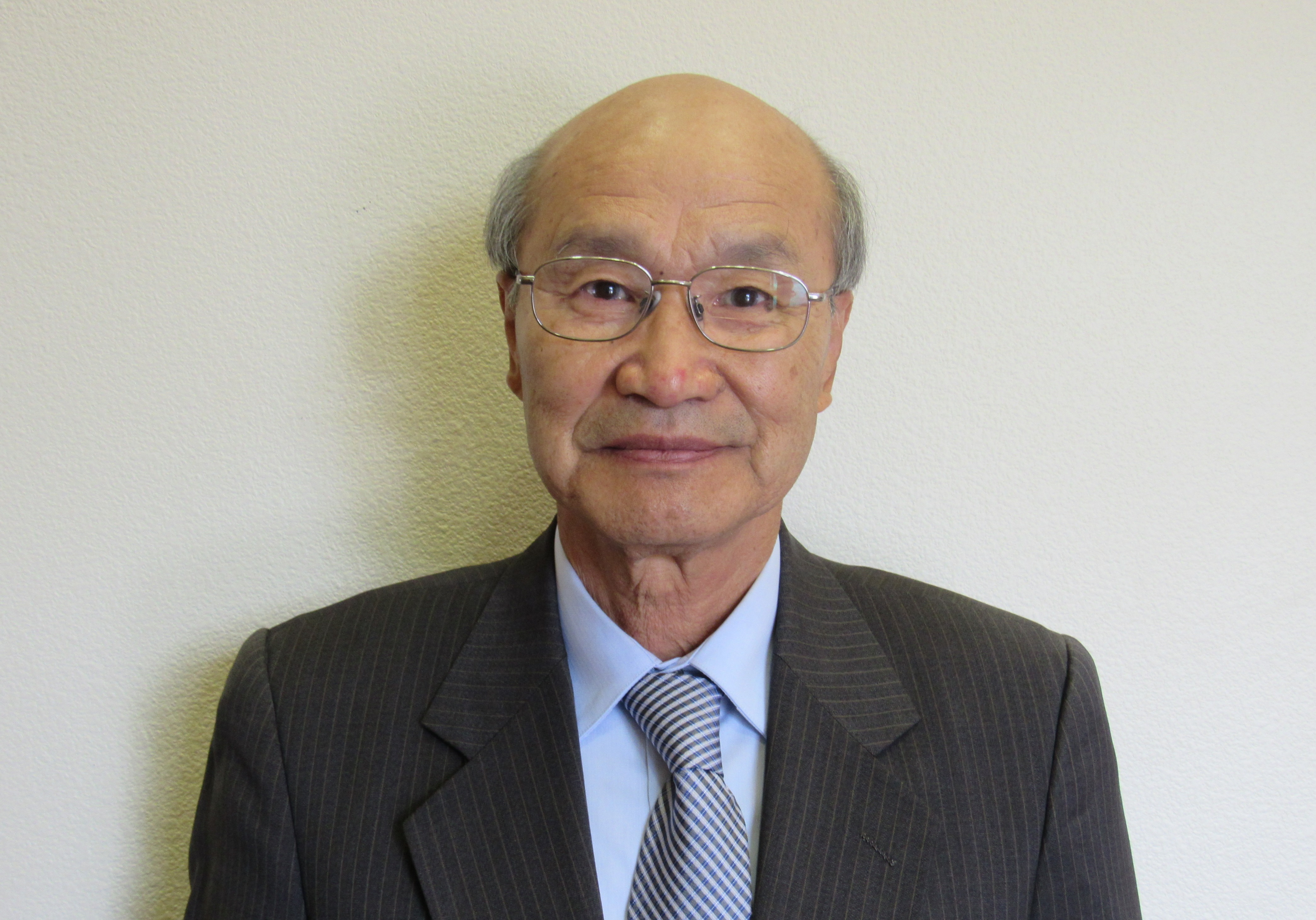 김철인 은퇴장로.jpg